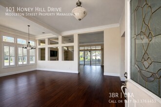 101 Honey Hill Dr in Bluffton, SC - Building Photo - Building Photo