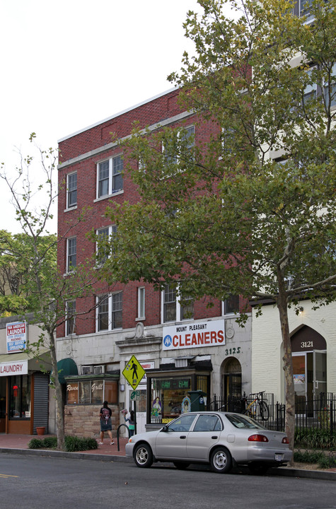 3125 Mt Pleasant St NW in Washington, DC - Building Photo