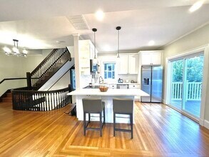 103 Thurston St, Unit 1 in Somerville, MA - Building Photo - Building Photo