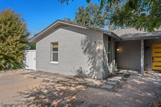 5804 Tracy Lynn Ln in Austin, TX - Building Photo - Building Photo