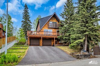 6010 Staedem Dr in Anchorage, AK - Building Photo - Building Photo