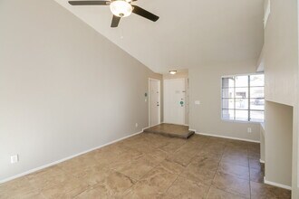 657 W Shawnee Dr in Chandler, AZ - Building Photo - Building Photo