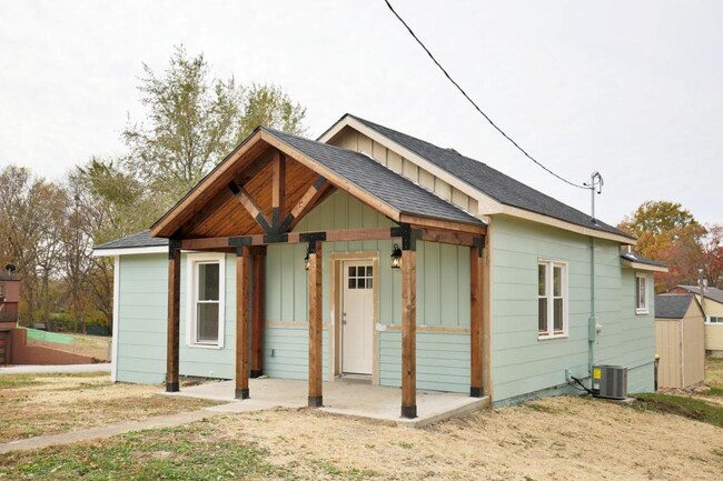 property at 126 S Kimball St