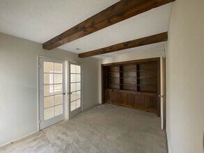 61 Meadow View Dr in Pomona, CA - Building Photo - Building Photo