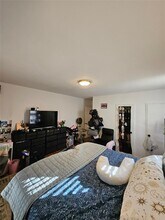 2750 Olinville Ave in Bronx, NY - Building Photo - Building Photo