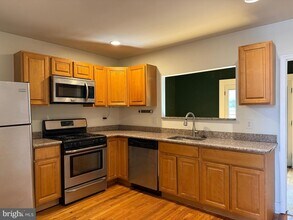 733 N Bucknell St in Philadelphia, PA - Building Photo - Building Photo