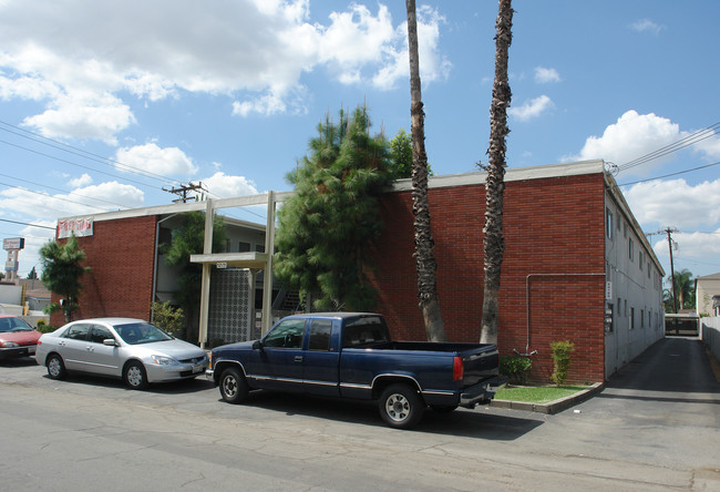 Vista Palms in San Gabriel, CA - Building Photo - Building Photo