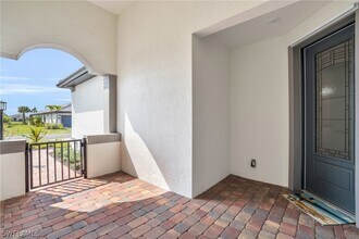 17345 Corsini Dr in Ft. Myers, FL - Building Photo - Building Photo