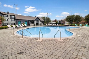 Stoneridge Farms at the Hunt Club Apartments in Gallatin, TN - Building Photo