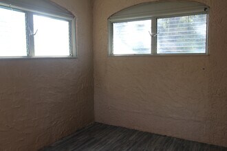 1114 W Lincoln Ave in Albany, GA - Building Photo - Building Photo