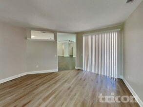 3012 Forest Hammock Dr, Unit M202 in Plant City, FL - Foto de edificio - Building Photo