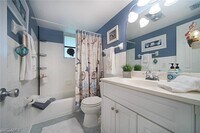 4613 SE 5th Ave photo'