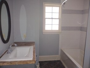 7 Farmer St in Newnan, GA - Foto de edificio - Building Photo