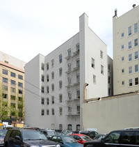 Henry Building in Portland, OR - Foto de edificio - Building Photo