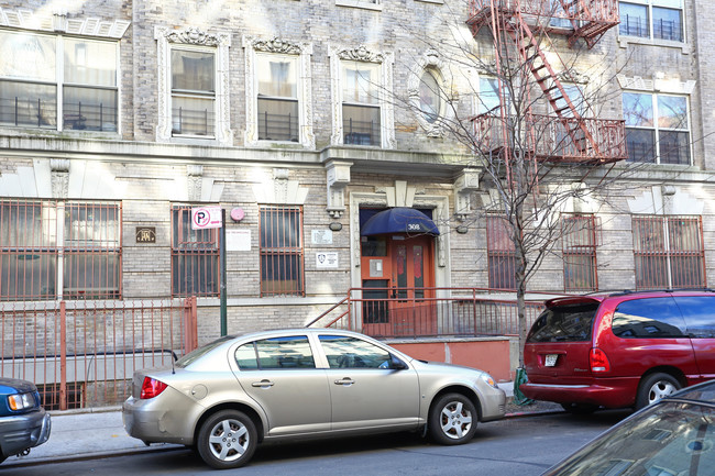 308 W 151st St in New York, NY - Building Photo - Building Photo