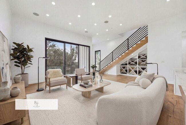 6565 Pickwick St in Los Angeles, CA - Building Photo - Building Photo