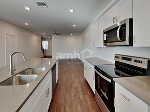 6119 W Calle Bilboa in Tucson, AZ - Building Photo - Building Photo