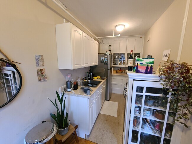 property at 1619 Commonwealth Ave