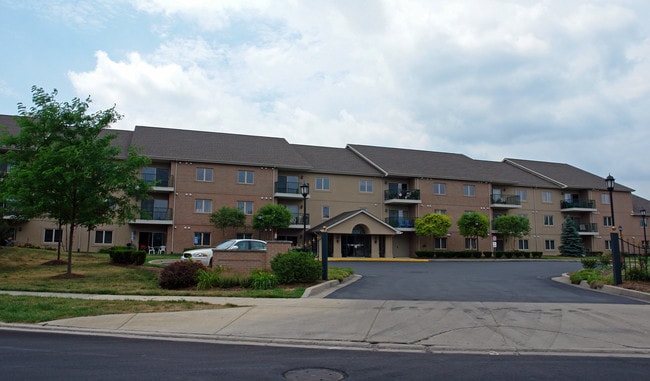 3170 E Stroop Rd in Dayton, OH - Foto de edificio - Building Photo
