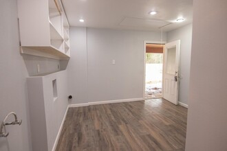 3306 Timberlane Cir, Unit GT4 in Orange, TX - Building Photo - Building Photo