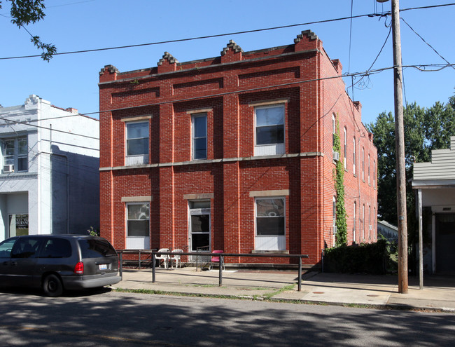 8526 Main St in Rushville, OH - Foto de edificio - Building Photo