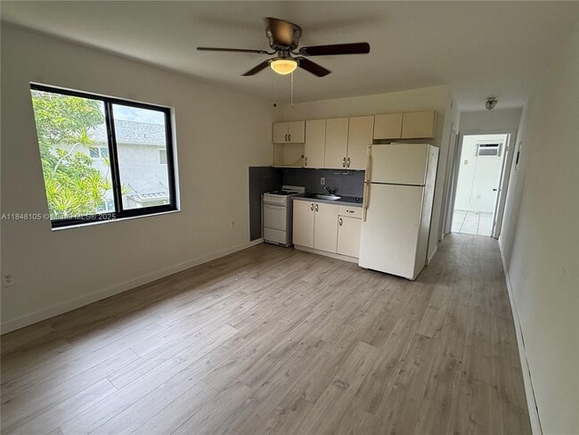 property at 1720 W 42nd St