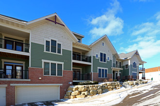 Tiburon Condos in Madison, WI - Building Photo - Building Photo