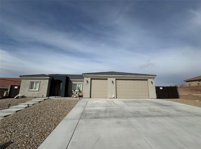 property at 3471 Sunglow Dr