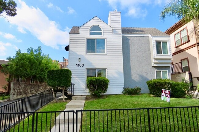 property at 1103 W Angeleno Ave