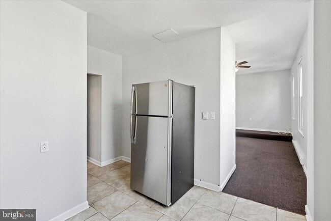 property at 1017 W Huntingdon St