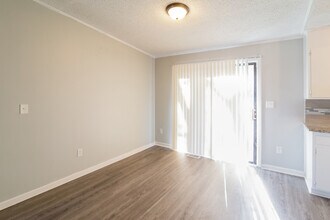 105 Sawmill Dr in Summerville, SC - Building Photo - Building Photo