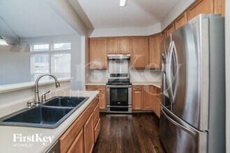 604 Indian Lake Dr in Maineville, OH - Building Photo - Building Photo