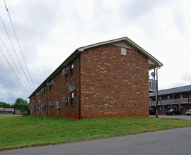 Eastway Apartments in Winston-Salem, NC - Building Photo - Building Photo