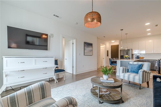 property at 775 Juniper St NE