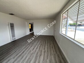 650 Muriel Dr in Barstow, CA - Building Photo - Building Photo