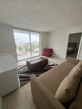 6900 Bay Dr in Miami Beach, FL - Building Photo - Building Photo