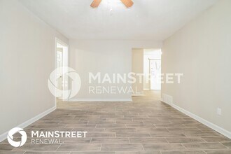 5009 S Briarwood Dr in Oklahoma City, OK - Foto de edificio - Building Photo