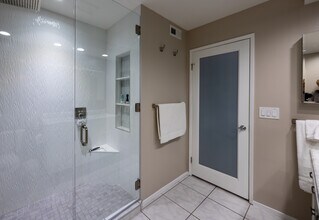 3155 E Ramon Rd, Unit 703 in Palm Springs, CA - Foto de edificio - Building Photo