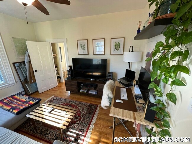 12 Claremon St in Somerville, MA - Foto de edificio - Building Photo