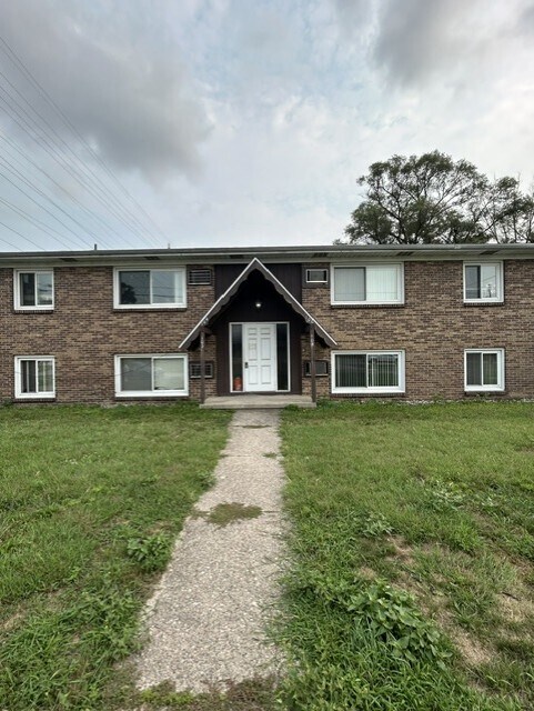 property at 100 43rd St SW