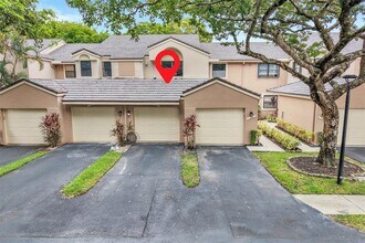 132 NW 98th Terrace in Plantation, FL - Building Photo - Building Photo