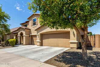 8810 S 55th Ln in Phoenix, AZ - Building Photo - Building Photo