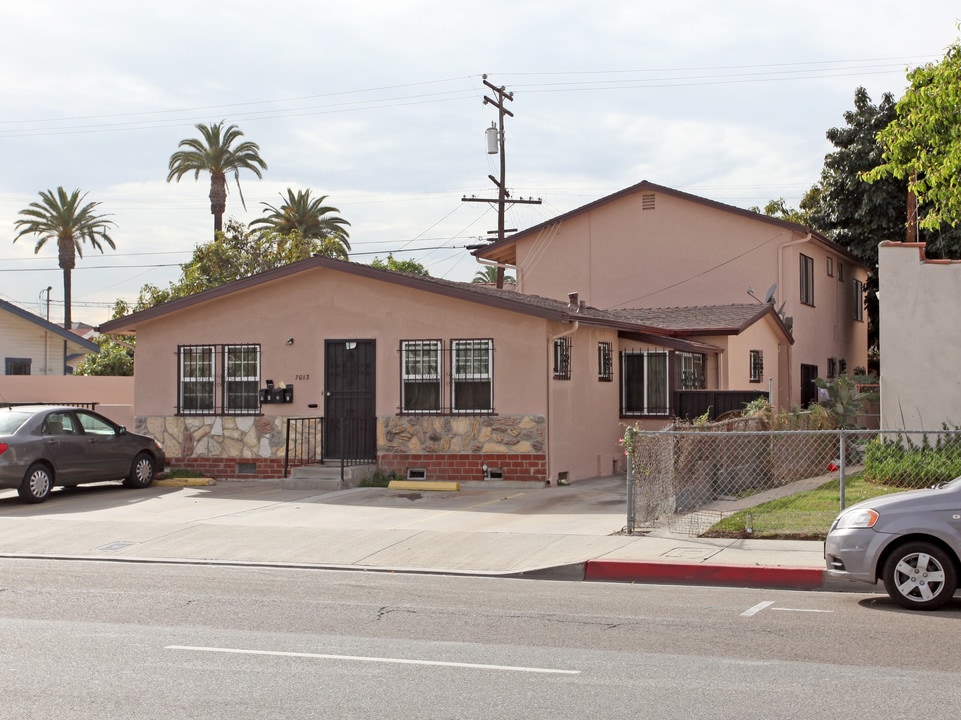 7013-7015 Miles Ave in Huntington Park, CA - Building Photo