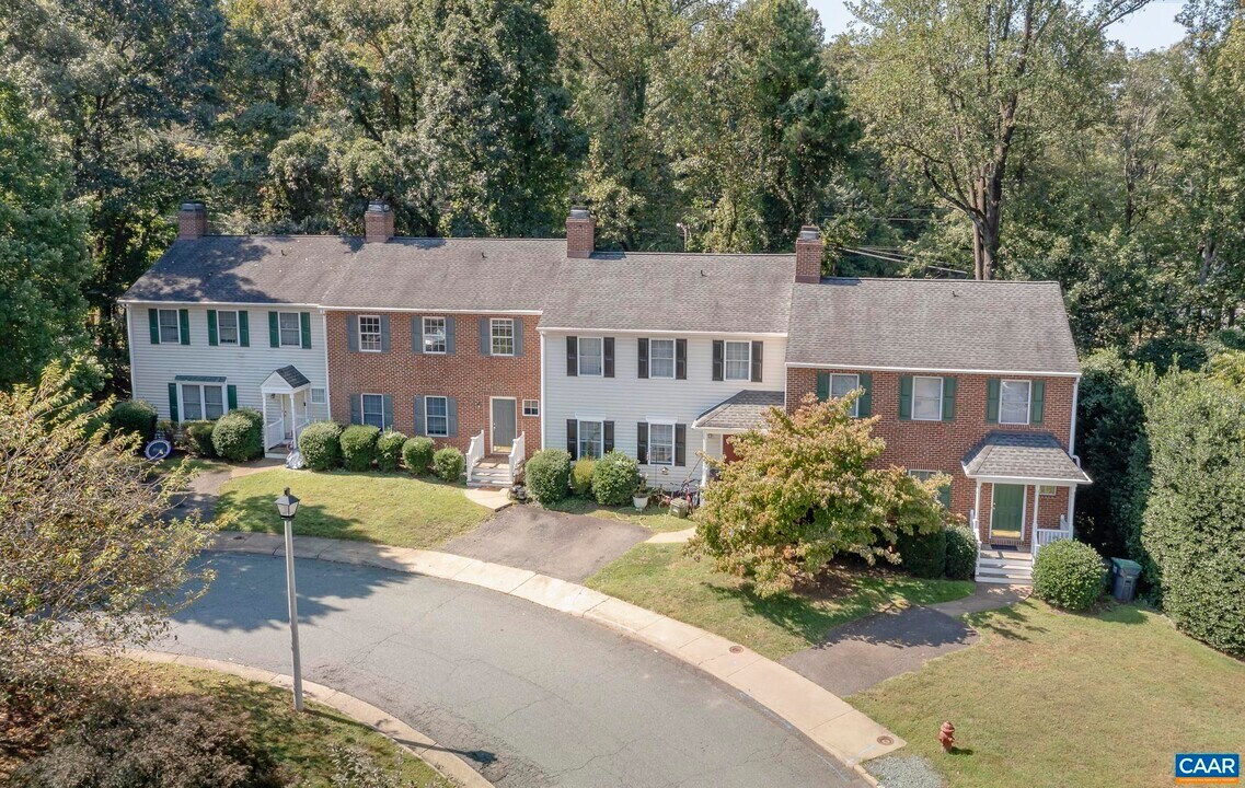 116 Brandywine Ct in Charlottesville, VA - Building Photo