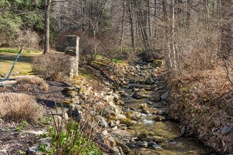 112 Chestnut Land Rd in New Milford, CT - Building Photo - Building Photo