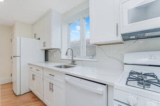 2022 E 53rd St in Brooklyn, NY - Building Photo - Building Photo