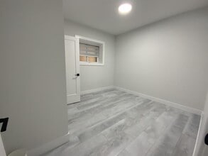 167xx-1616A 16a Ave in Surrey, BC - Building Photo - Building Photo