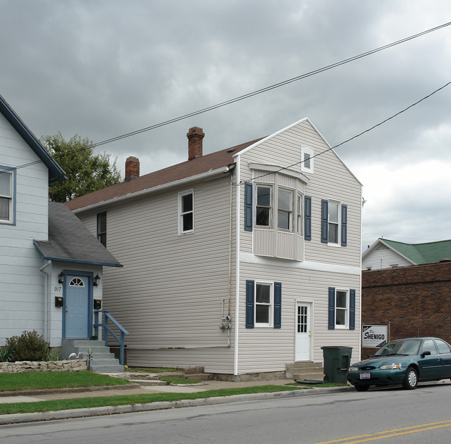 915 Columbus Ave in Sandusky, OH - Foto de edificio - Building Photo