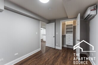 5746 N Winthrop Ave in Chicago, IL - Building Photo - Building Photo
