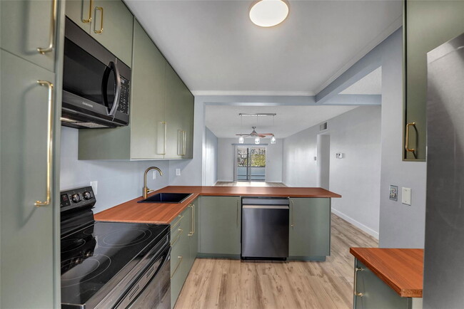 2800 NE 14th Street Causeway in Pompano Beach, FL - Building Photo - Building Photo